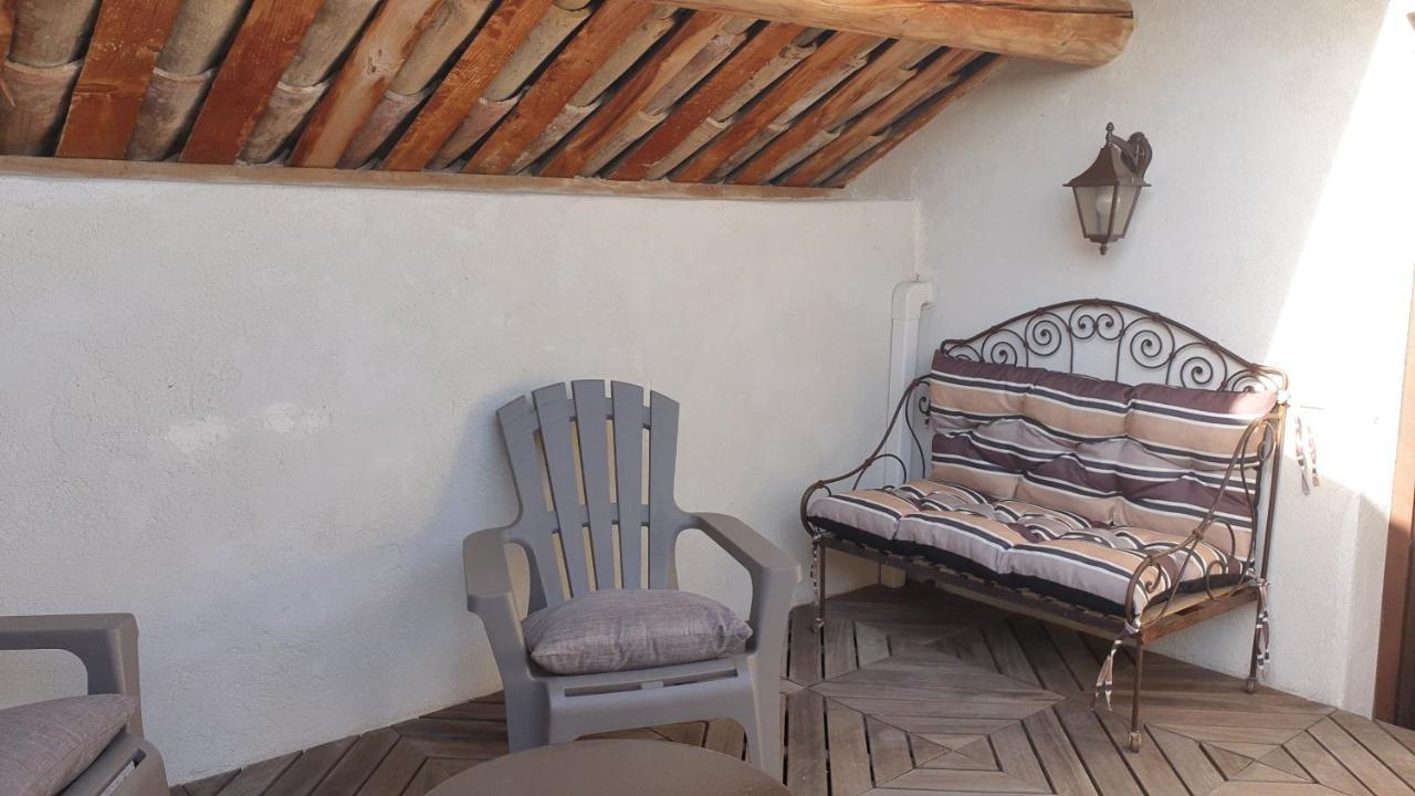 L'Angelus, Gite De Charme Au Coeur Du Vieux Village De Sablet מראה חיצוני תמונה